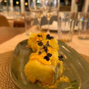 Kabeljauw in tempura met pimiento aioli